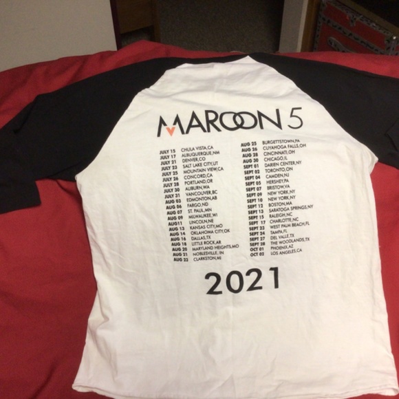 MAROON 5 concert tshirt - Picture 2 of 2